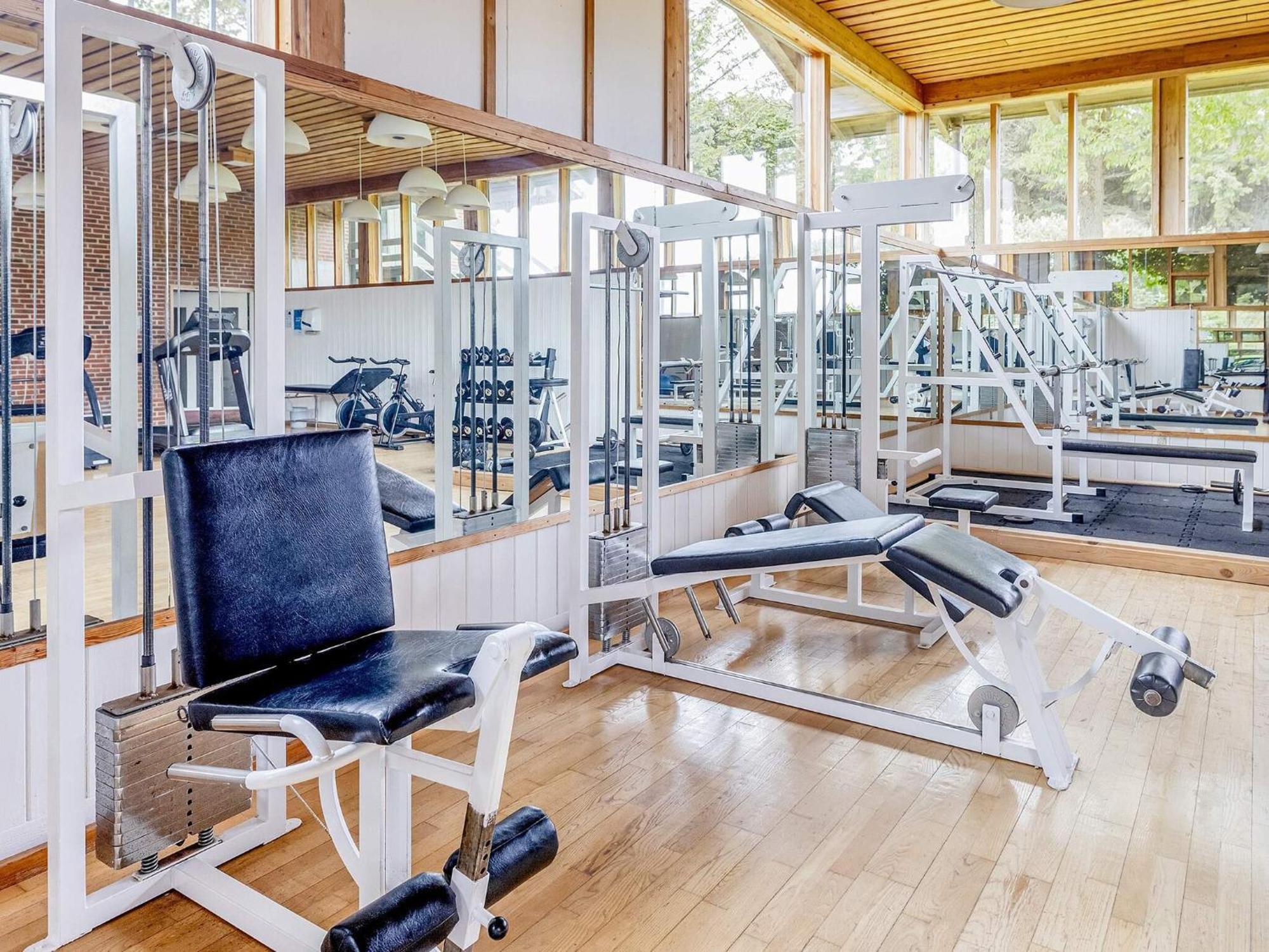 6 Person Holiday Home On A Holiday Park In 한스트홀름 외부 사진