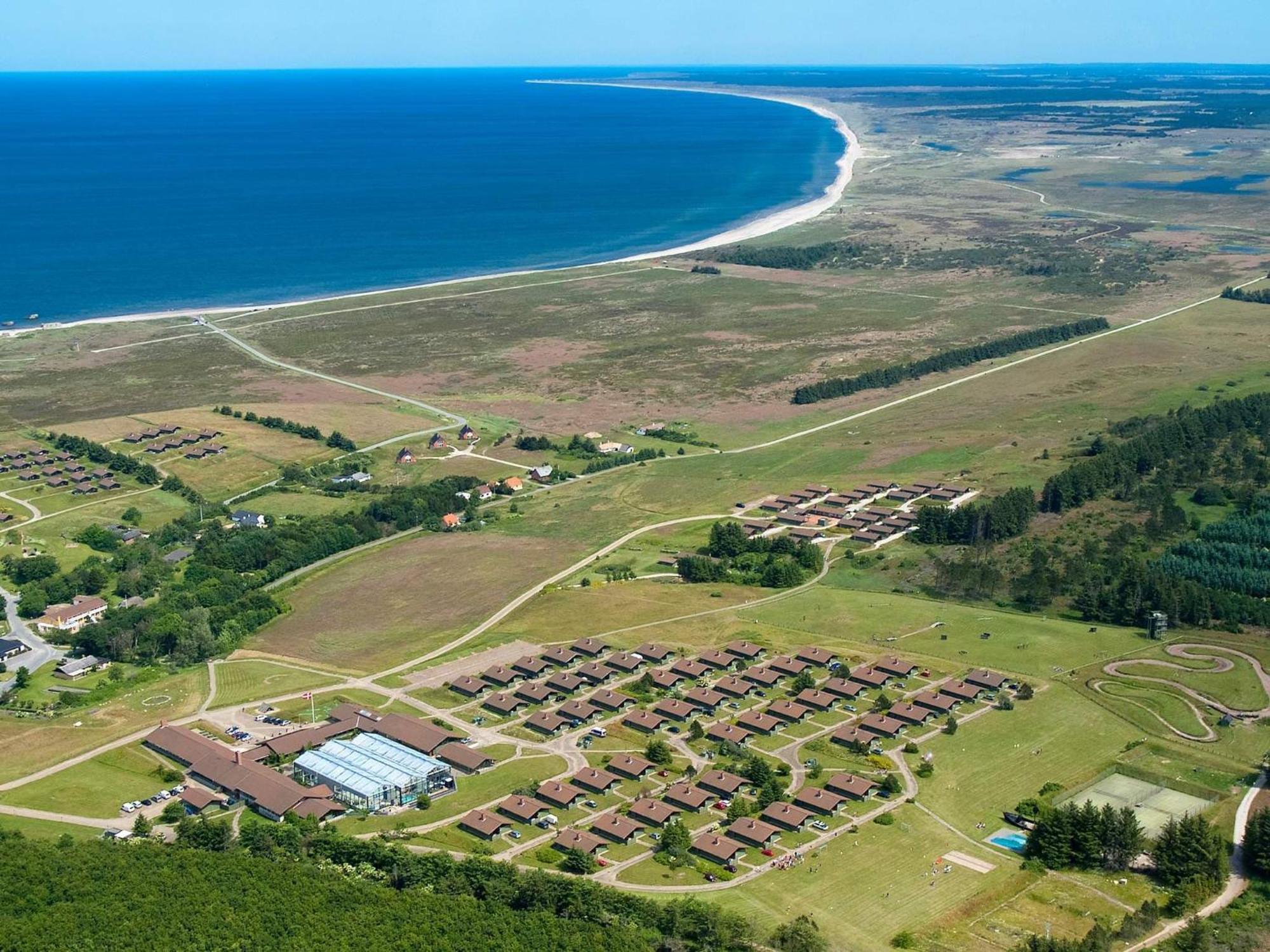 6 Person Holiday Home On A Holiday Park In 한스트홀름 외부 사진