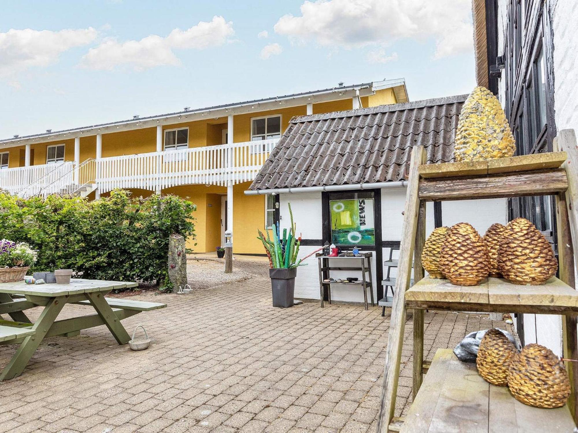 6 Person Holiday Home On A Holiday Park In 한스트홀름 외부 사진