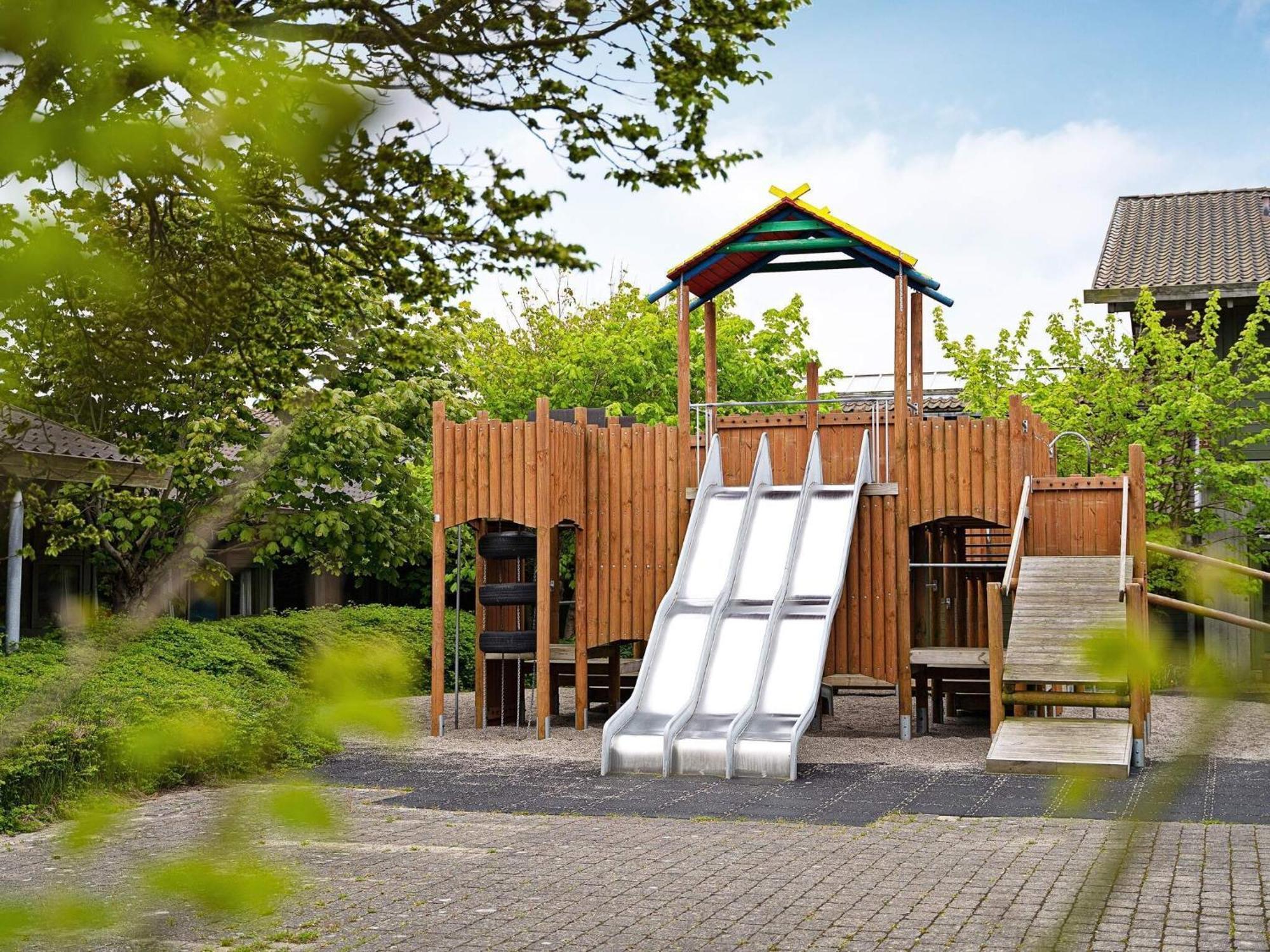 6 Person Holiday Home On A Holiday Park In 한스트홀름 외부 사진