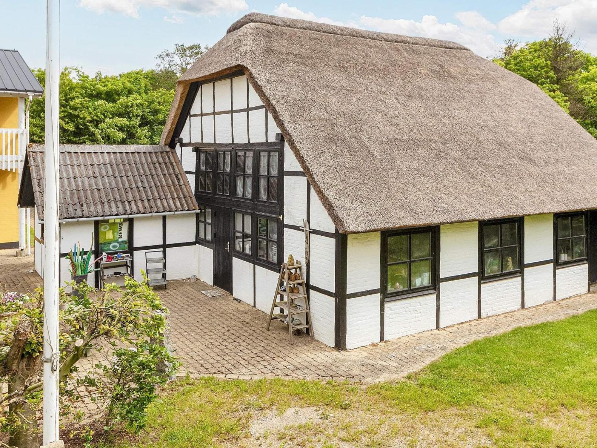 6 Person Holiday Home On A Holiday Park In 한스트홀름 외부 사진